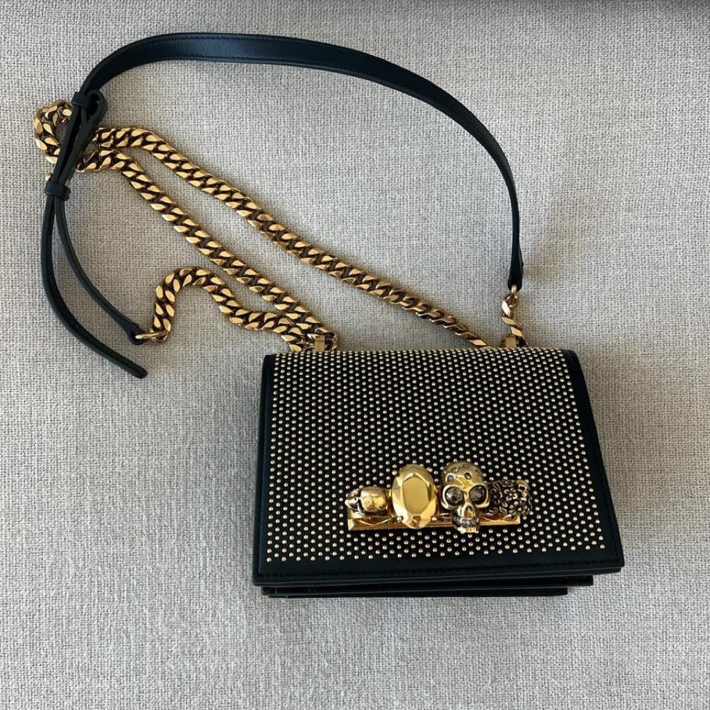 Ring Clutch Shoulder Bag