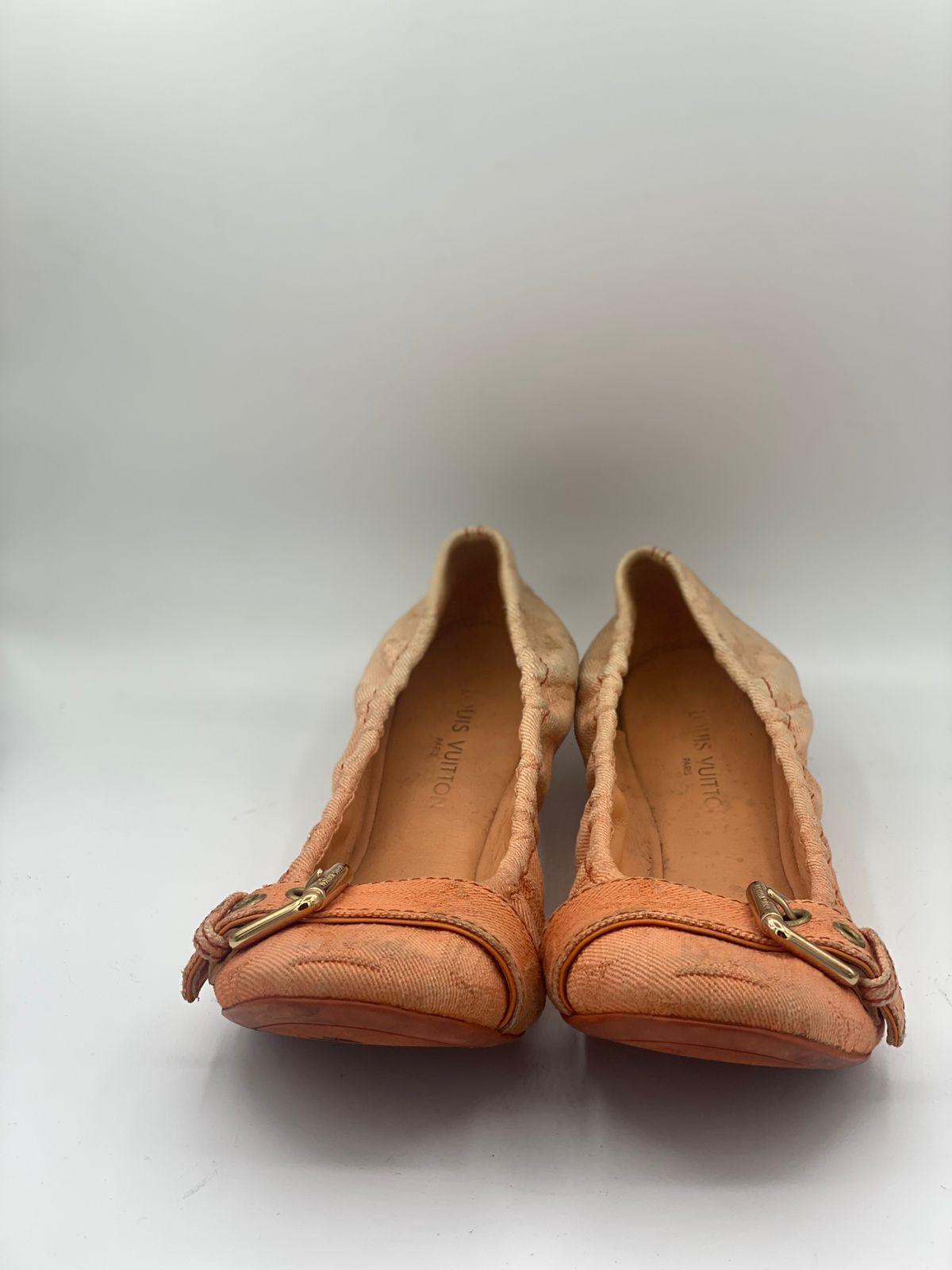 Louis Vuitton Two Tone Denim Buckle Scrunch Ballet Flats thumbnail 2
