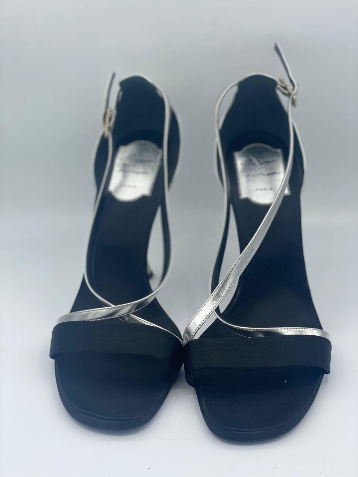 Roger Vivier
Criss Cross Strappy Heeled Sandals thumbnail 3