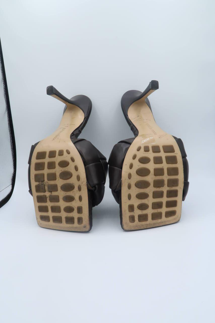 Bottega Veneta
Black Leather Sandals thumbnail 3