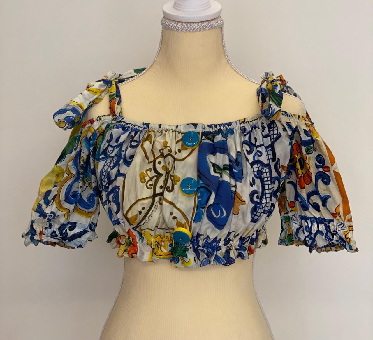 Dolce & Gabbana Multicolor Cotton Majolica Print Off Shoulder Cropped Top thumbnail 2