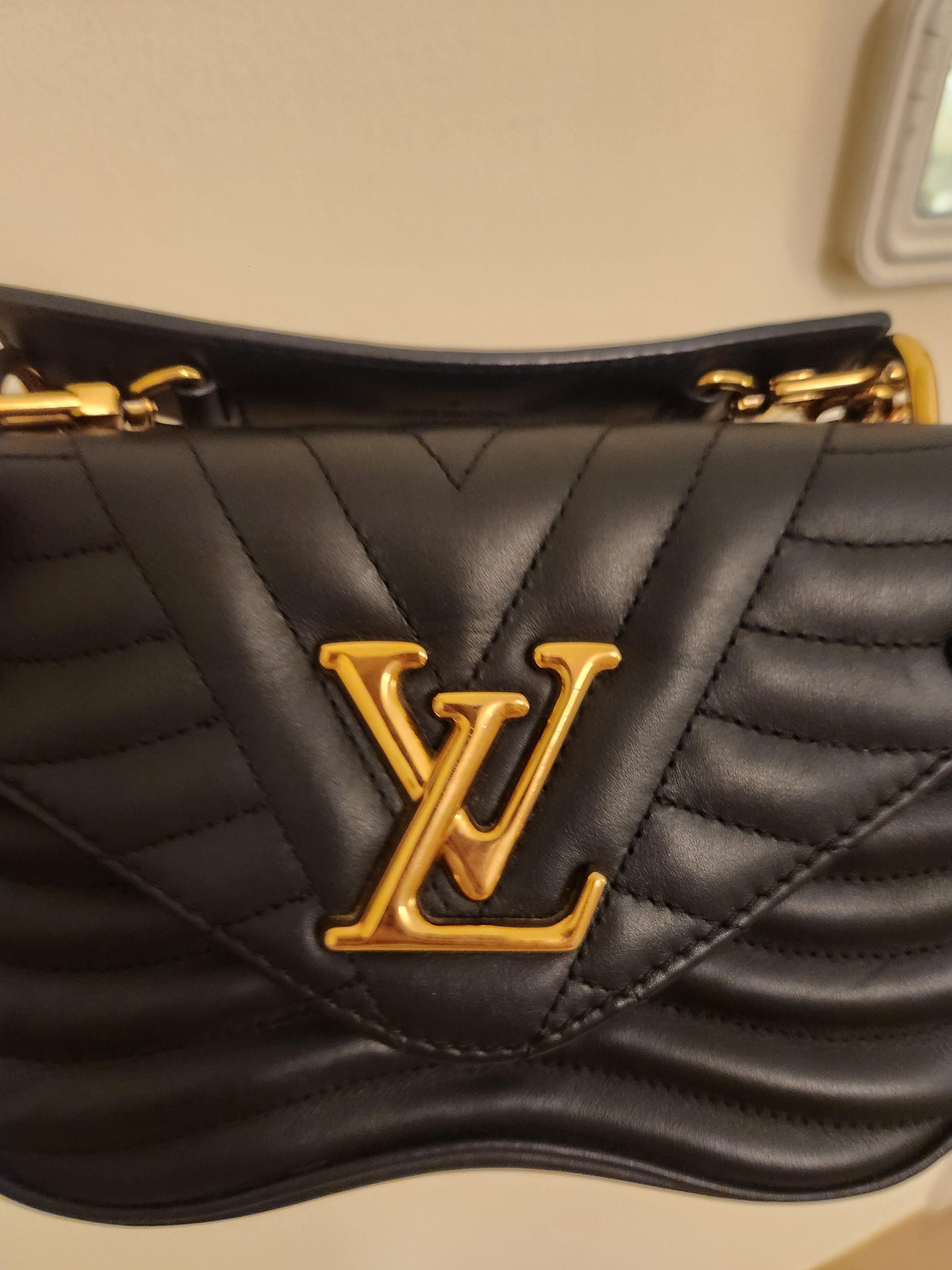 Bag thumbnail 4