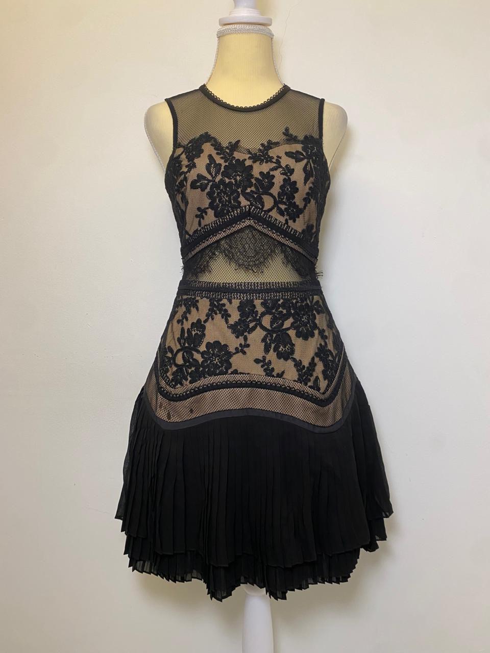 Three Floor
Pleated Lace Dress thumbnail 2