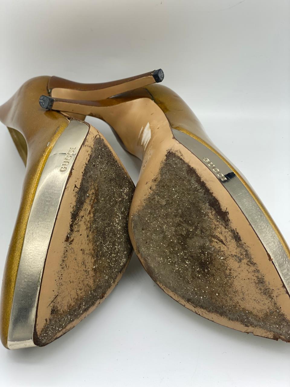 GUCCI Gold patent heels thumbnail 4