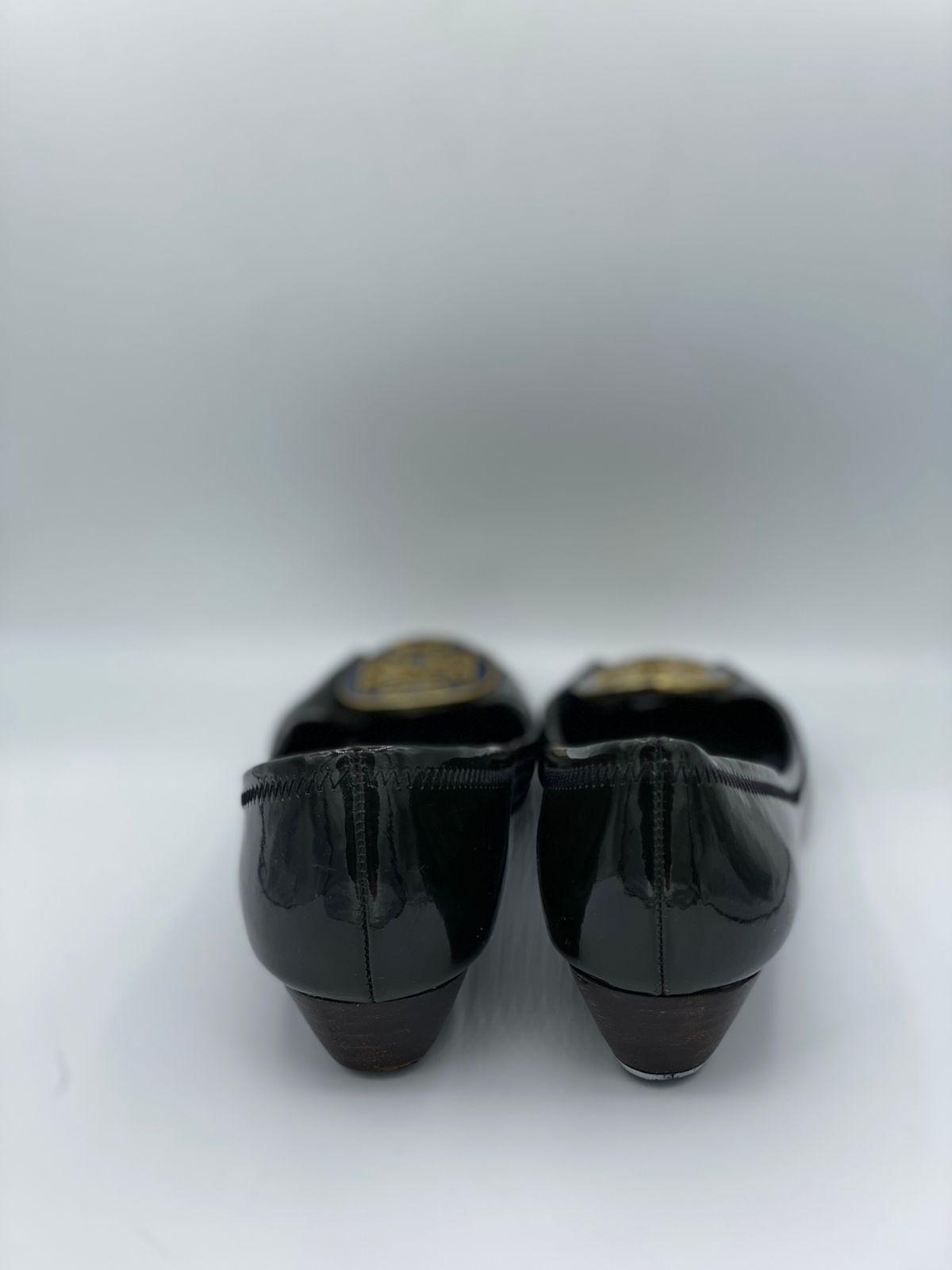 Tory Burch
Tory Burch Navy Blue Leather Peep Toe Ballet Flats thumbnail 4
