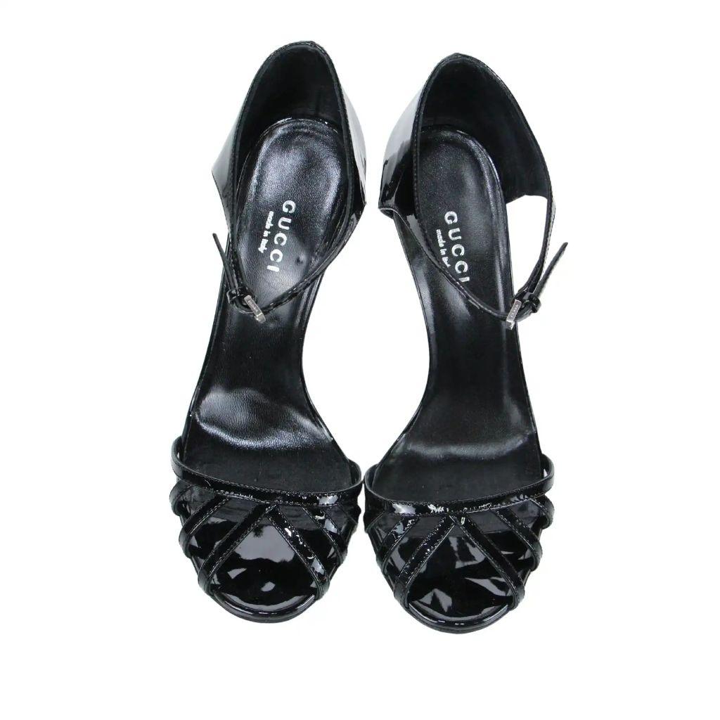 Shoes by Gucci thumbnail 1