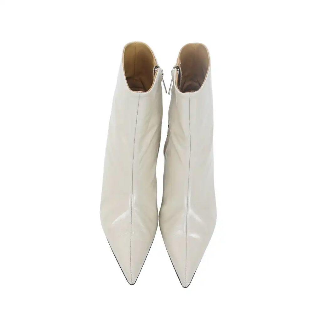 Shoes by Reike Nen
