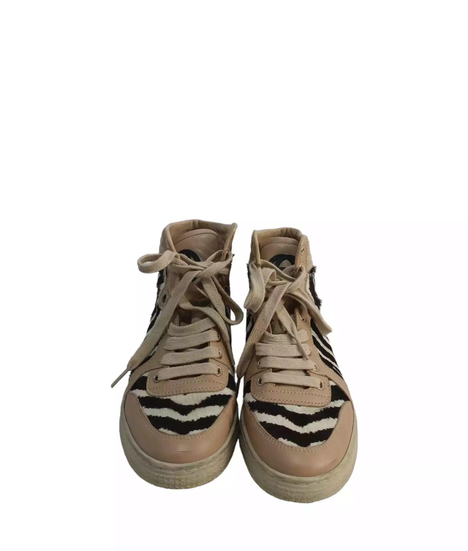Gucci Multicolor Shoes Authentic Designer Footwear thumbnail 2