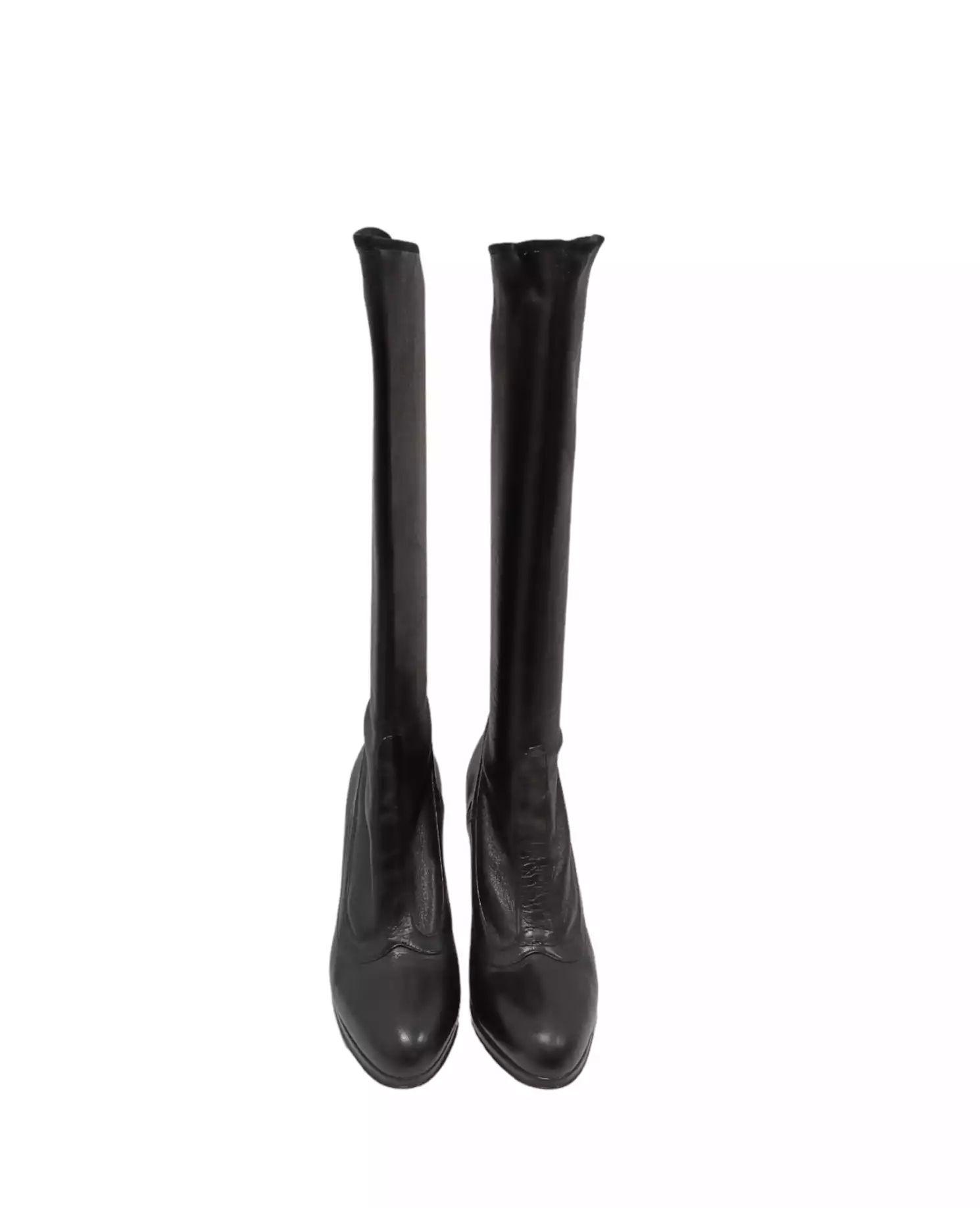 Shoes by Bruno Magli thumbnail 2