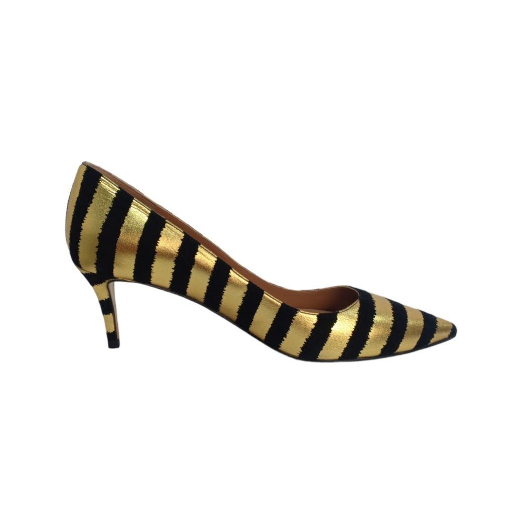 Shoes by Pura Lopez thumbnail 1