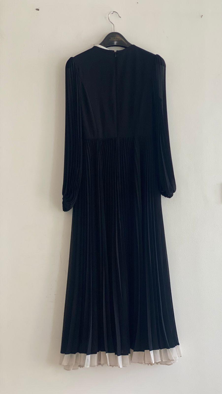 Dolce and Gabbana Black Long Dress thumbnail 3